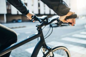 e-bike traveling through city