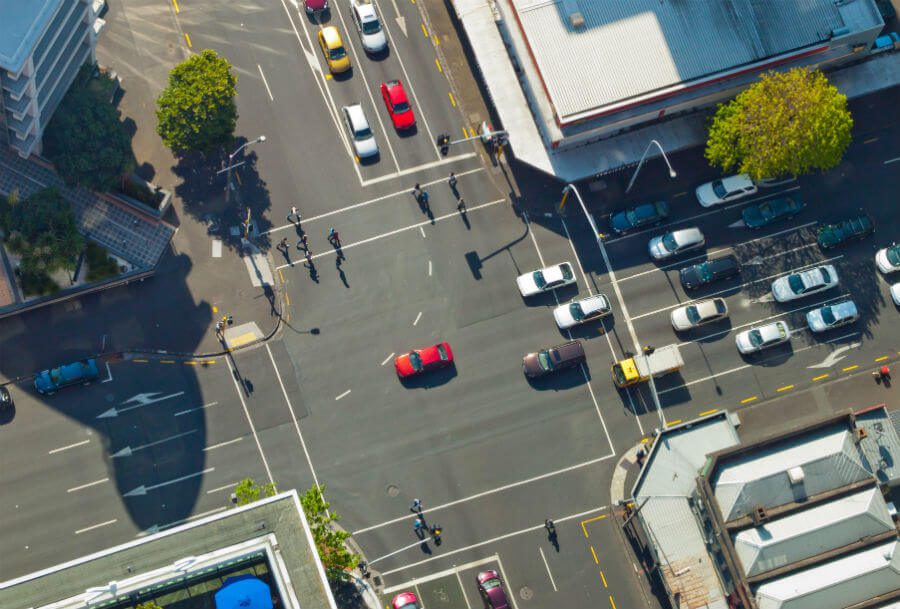 Do you dare to cross this intersection? Chaotic traffic timelapse