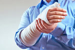 man with broken arm